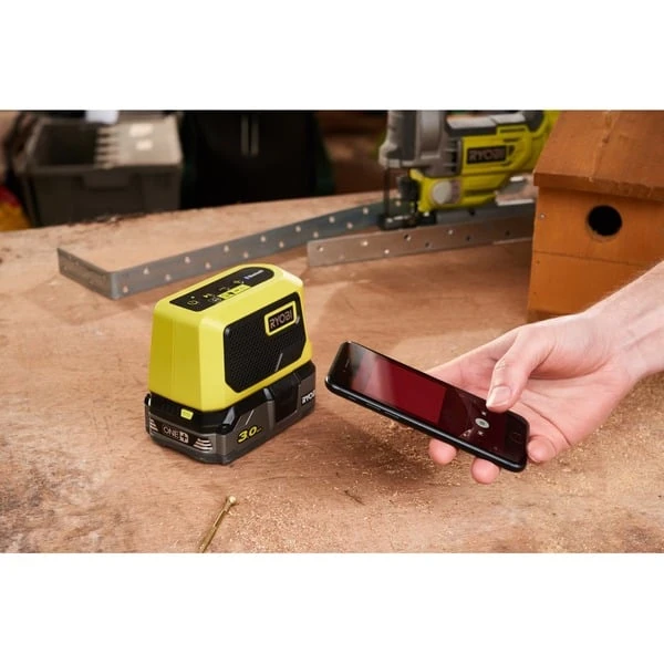 Ryobi ONE+ Akku Bluetooth Box Mini, 18Volt, Lautsprecher 6 Ryobi ONE+ Akku Bluetooth Box Mini, 18Volt, Lautsprecher – Bild 4